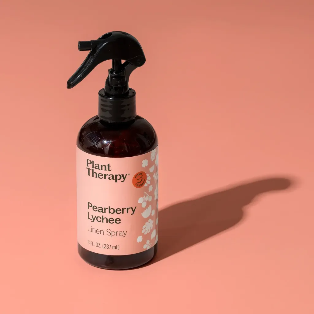 Pearberry_Lychee_Linen_Spray-07_1946x.webp