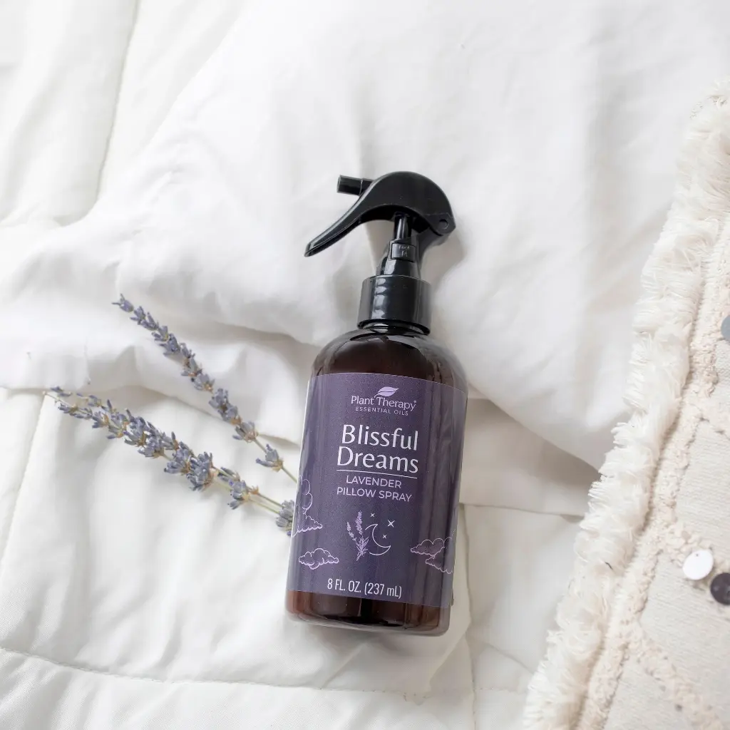 blissful_dreams_lavender_pillow_spray-8oz-03_1946x.webp