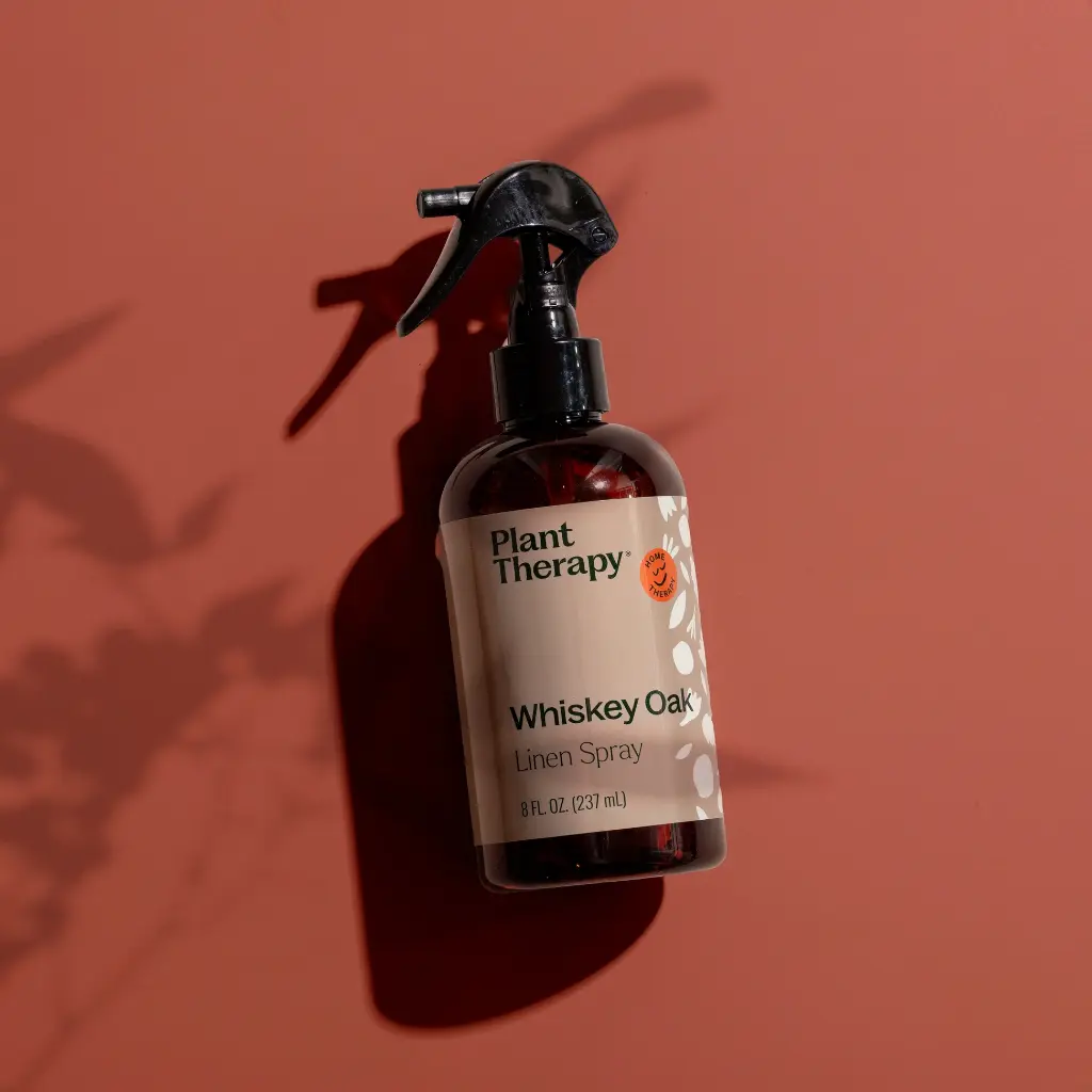 Whiskey_Oak_Linen_Spray-12_1946x.webp